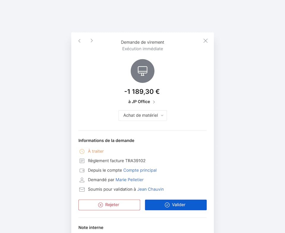 Interface pour valider ou rejeter une demande de virement.